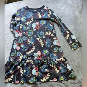 Tea Collection Kids. NWOT Navy floral fall dress. Size 10